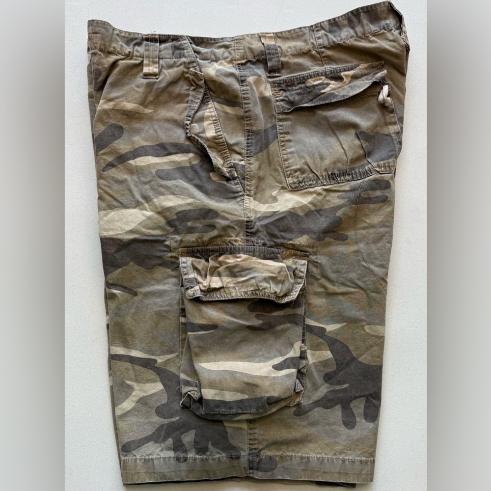 Steve & Barry’s Cargo Men’s 38 Camo Cargo Shorts Green Retro Y2K Skater Baggy